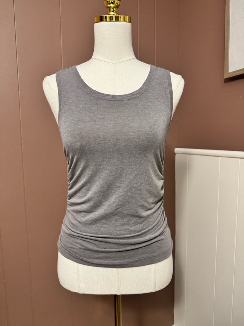Athleta Gray Scoop Neck Ruched Tank Top - Picture 9 of 12